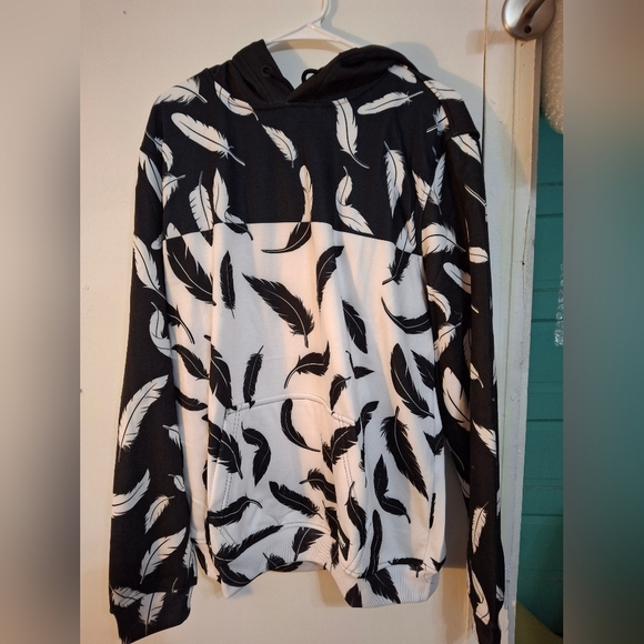 Fresh Hoods Black and White Feather Hoodie - Picture 1 of 3